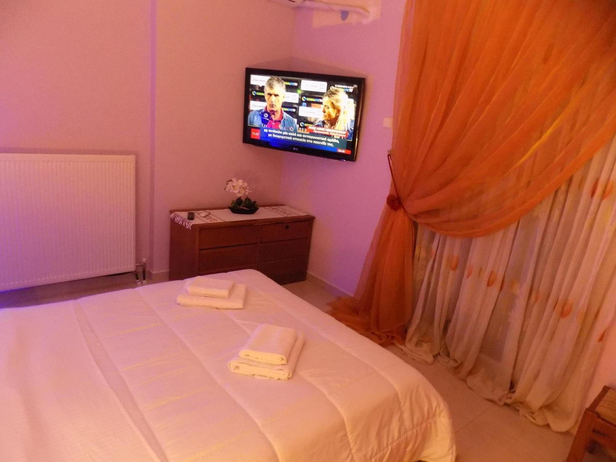 Natalys 2 Bedroom Gorgeous Apartment In Volos Bagian luar foto